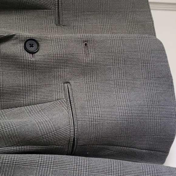 Express Blazer - Picture 3 of 8